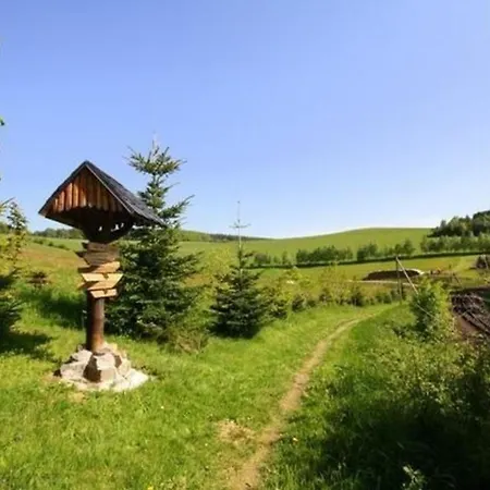Wunderschoenes In Neudorf Mit Grill Und Garten Sehmatal